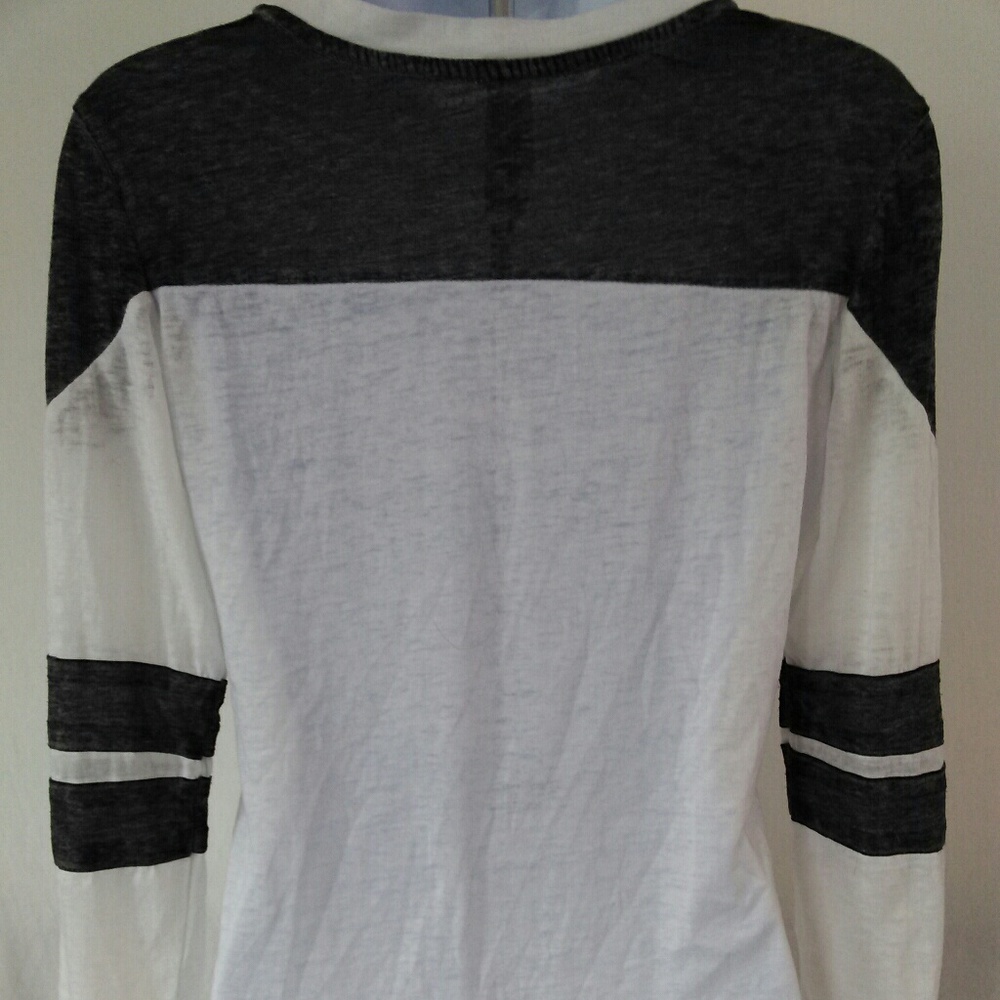 No Boundaries juniors womens Tee shirt - Picture 5 of 8